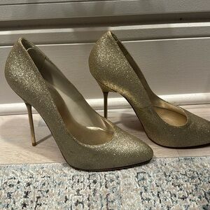 Stuart Weitzman Anni glitter gold pump
